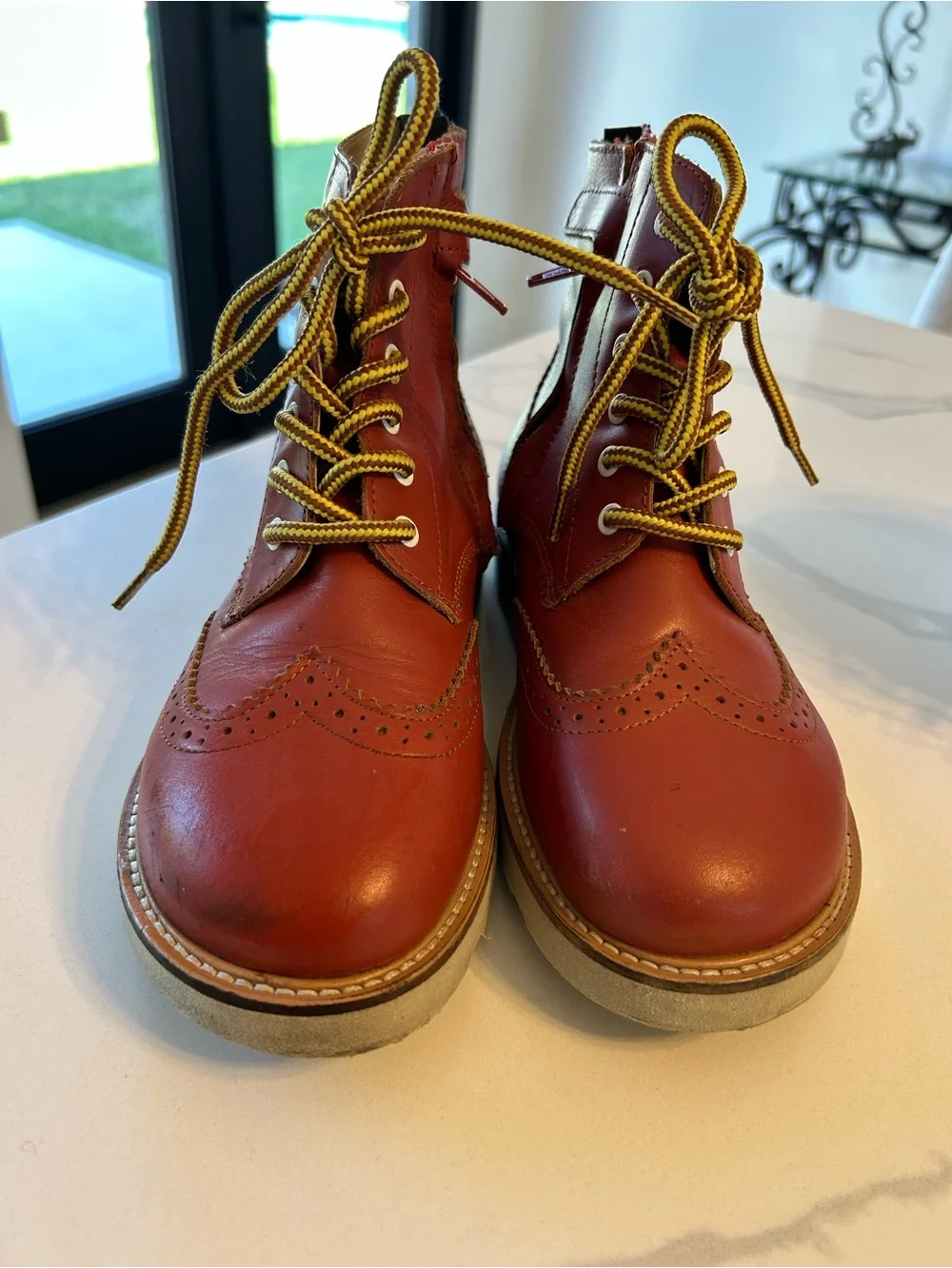 Young Soles “Sidney”Leather Lace-Up Boots. Made in Portugal Sz 33 Kids